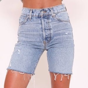 REVICE | Cutoff 90s Shorts size 29